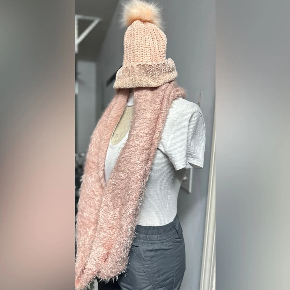 Baby Pink Knit Scarf and Beanie Hat Set - Picture 1 of 7